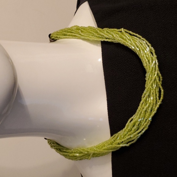 Jewelry - Glass Beaded Necklace